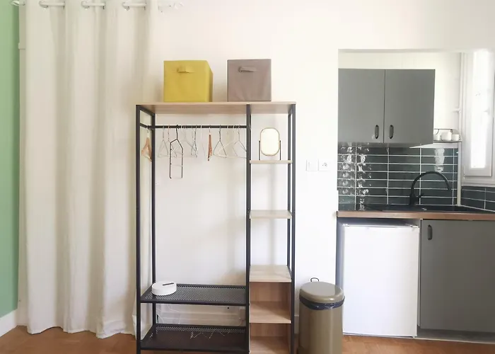 Apartment Lovely And Bright In Montmartre