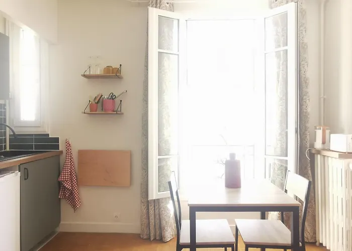 Lovely And Bright In Montmartre Lägenhet *